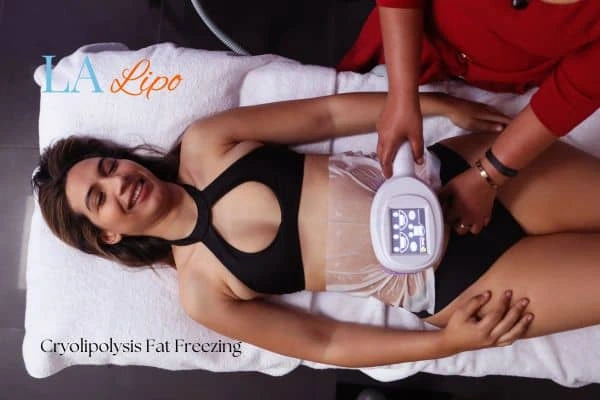 woman getting cryolipolysis Bournemouth